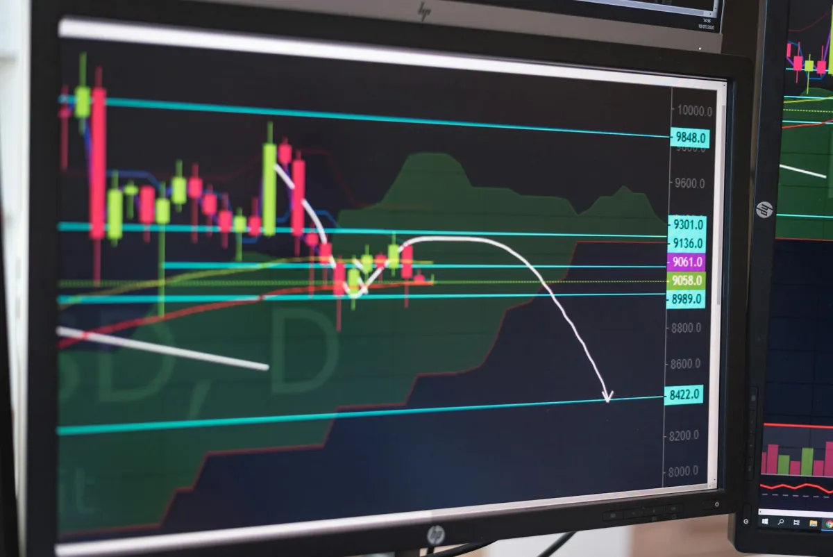 Fundamentalna vs tehnička analiza - kako analizirati forex tržište i donositi odluke