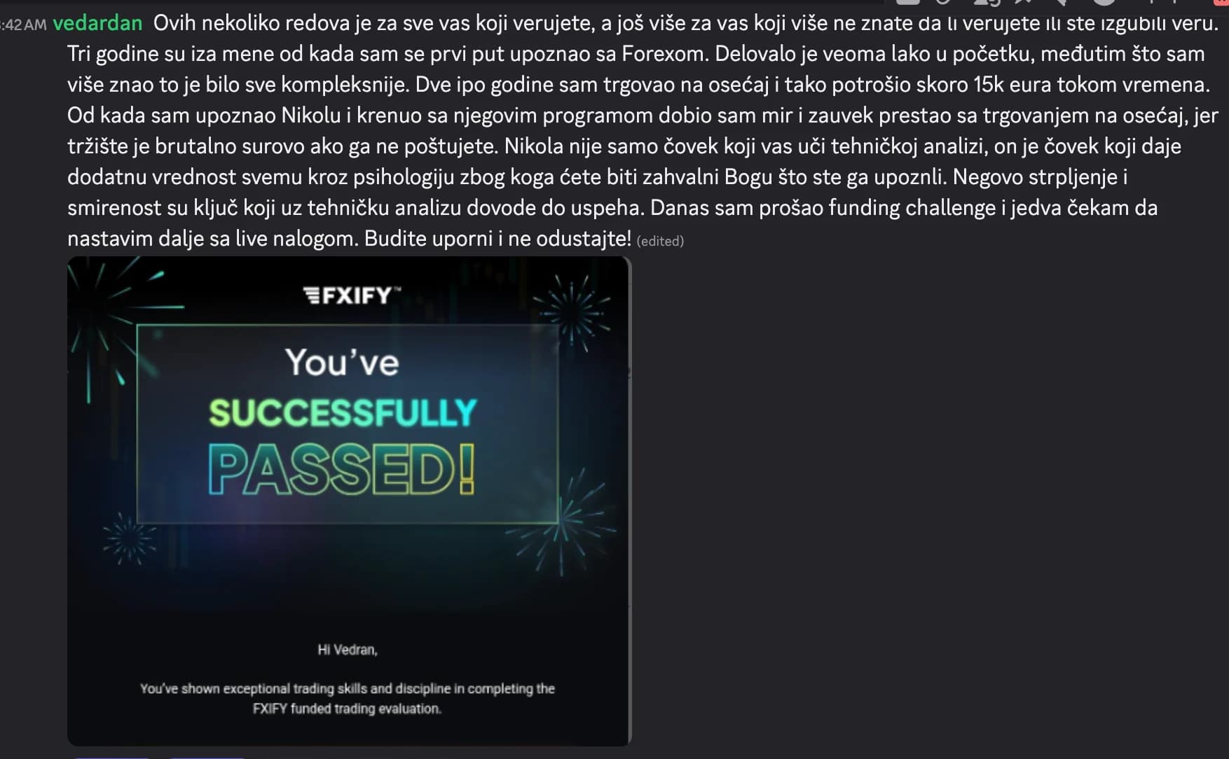 Poruka člana zajednice i FXIFY potvrda uspešno završene evaluacije